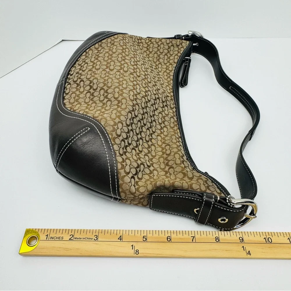 Coach Vintage Signature Soho Hobo Shoulder Bag. Iconic Coach 